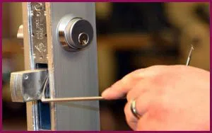 Woodbury NJ Locksmith Store Woodbury, NJ 856-432-4393 - 12-changing-locks