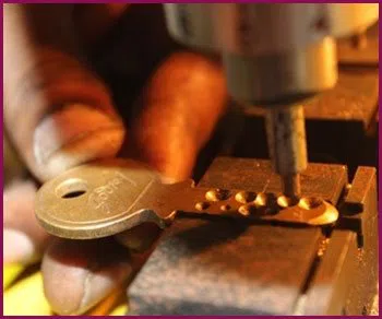Woodbury NJ Locksmith Store Woodbury, NJ 856-432-4393 - 17-key-making